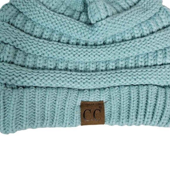 CC Resorts teal blue crochet knit beanie - Picture 2 of 4